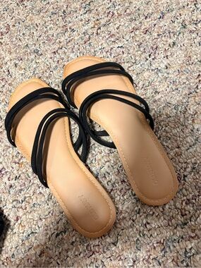 Old Navy Black Strappy Slide Sandals with Tan Footbed